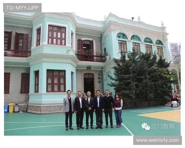 澳门御匾名汇：澳门御匾名汇为游客提供的文化体验与教育资源